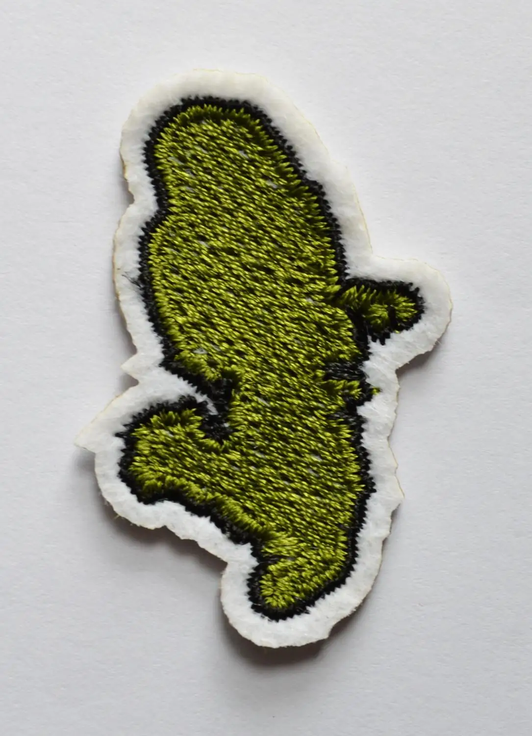 

(5 pcs) Little Green Man is Runing Punk Sport Hippie Iron on patch ( about 3 * 4.5 cm)