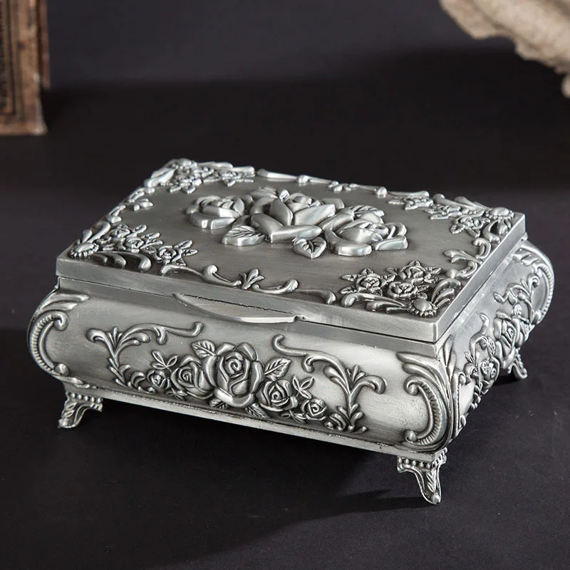 

Vintage Metal Jewelry Box Jewelry Storage for Rings Earrings Medium Size