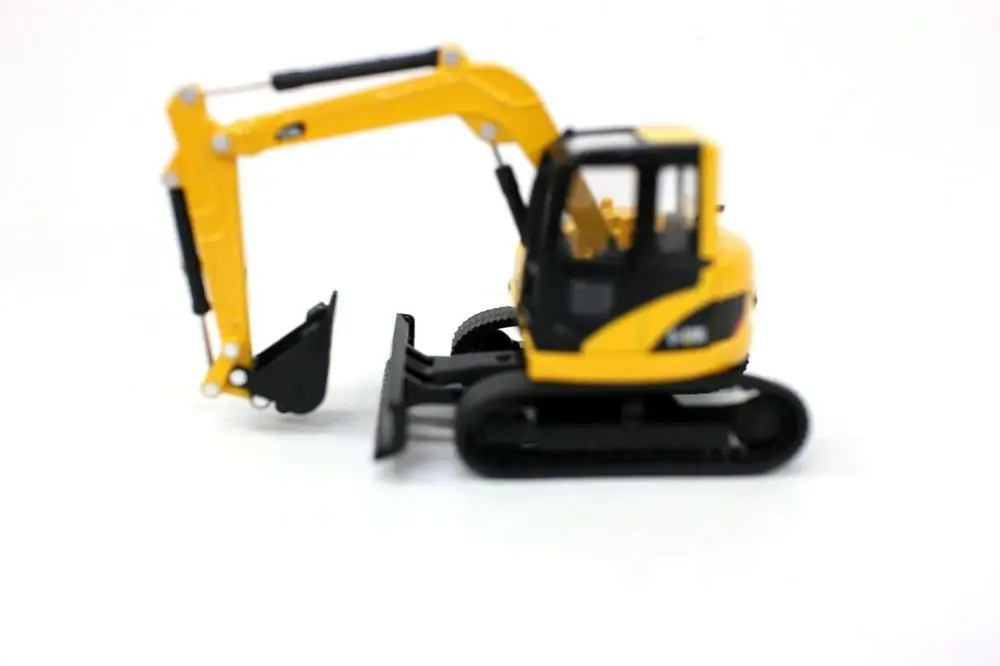 C-COOL 1/64 Hydraulic Excavator Yellow Alloy Truck Model Collectable Car Model Diecast Toy Gift