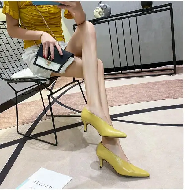 XGRAVITY Sexy Autumn New Designer Vintage Evening Shoes Ladies Fashion Pointed Toe V Cut Woman Shoes High Heel Pumps Sexy C323