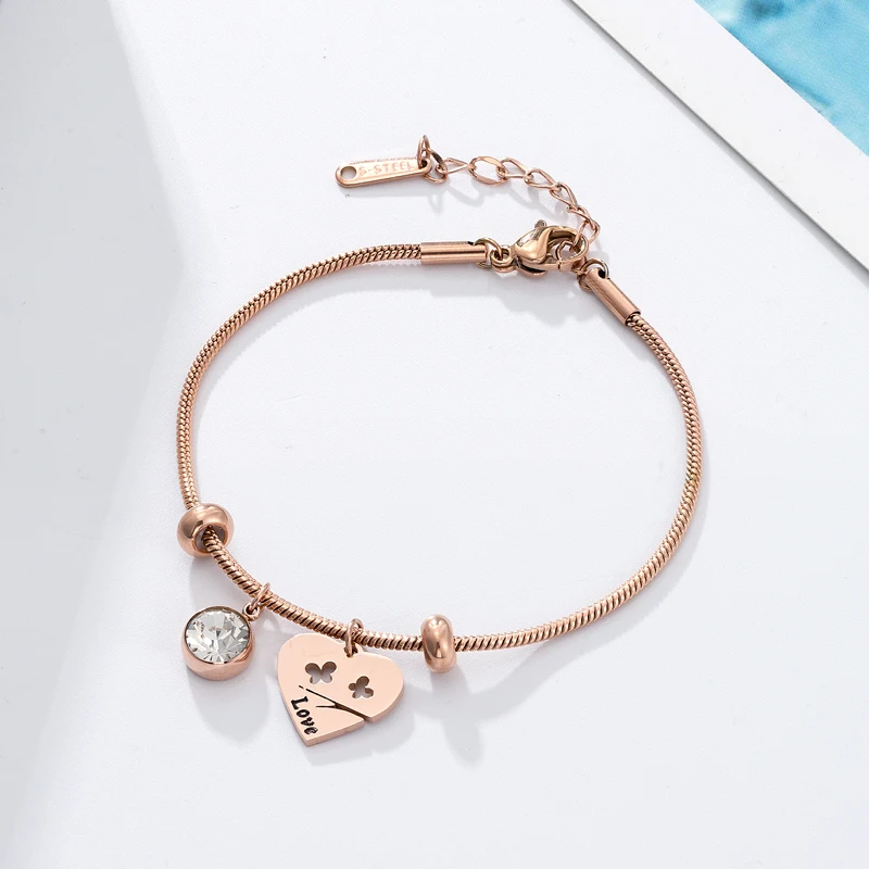 New Crystal and Hollow Butterfly Peach Heart Bracelet Stainless Steel High Quality Gold Color Love Jewelry Woman Bracelet Gift