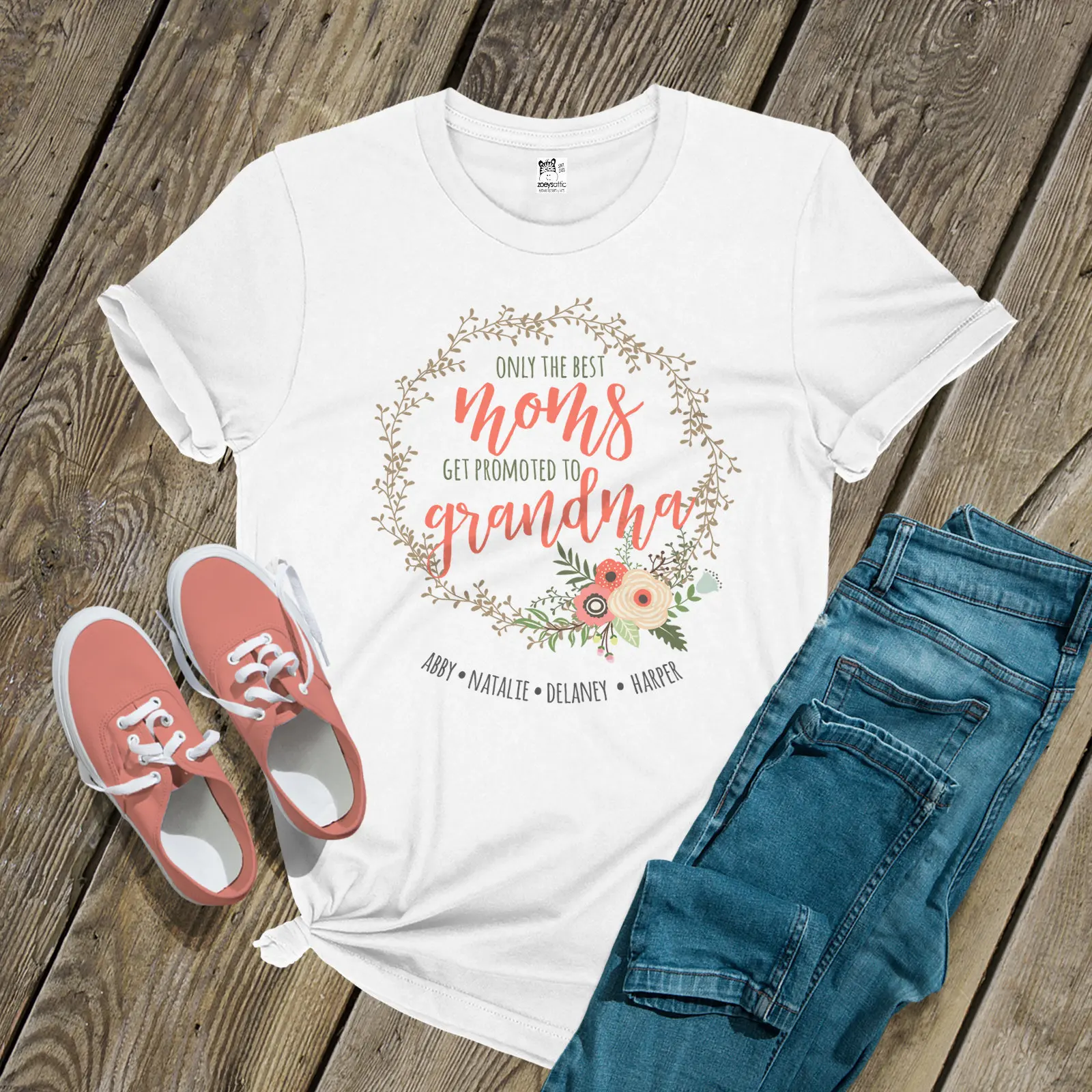 Only Best Moms Get Promoted To Grandma Shirt Cute Grandmother T-Shirt Floral Nana Shirts Grandmother Gift