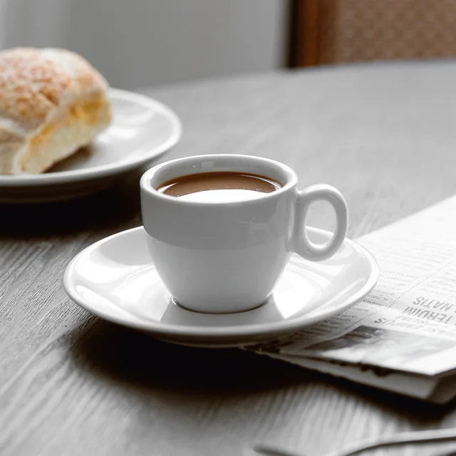 European Ceramic Coffee Cup Set Espresso Cups Latte Cappuccino Coffee Mug With Saucer Home Office Cafe Afternoon Tea Cup White