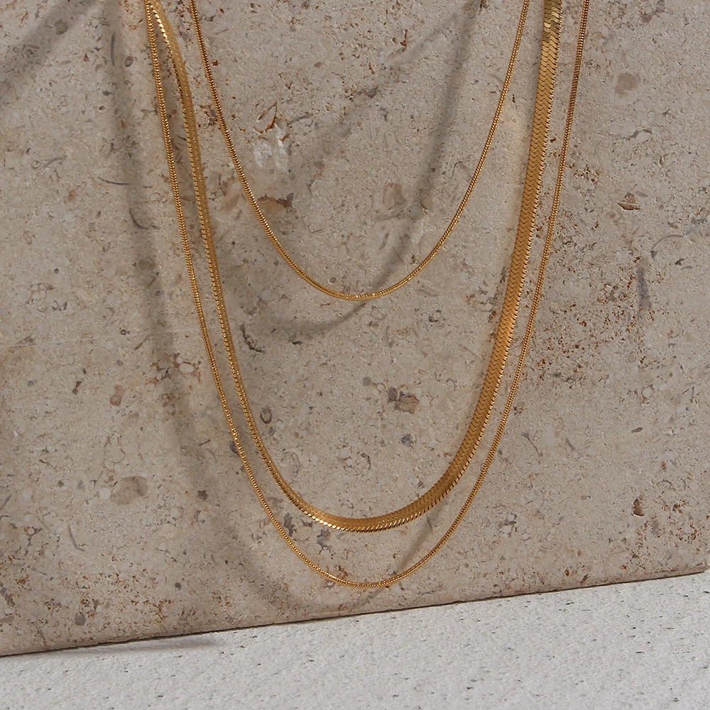 E.B.belle Tarnish Free Stainless Steel 18K Gold Plated Herryingbone Snake Chain Layer Necklace Sexy Women\'s Gold Chain Necklace