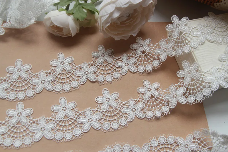 Width:5cm (2 inch) Attractive Flower Design Embroidery Laces Water Soluble Trimming Lace for DIY Sewing Embellishment(SS-2475)