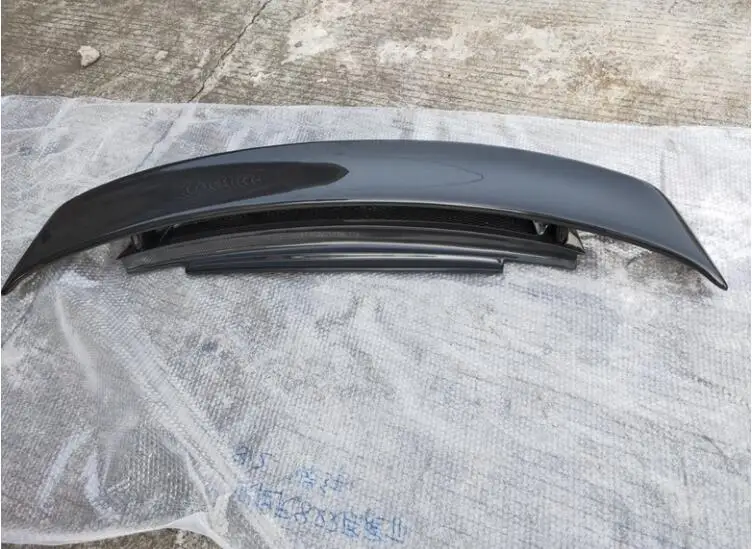 Spoiler For Audi R8 V8 V10 GT 2007 2008 2009 2010 2011 2012 2013 2014 2015 High Quality Real Carbon Fiber Wing Lip Spoilers