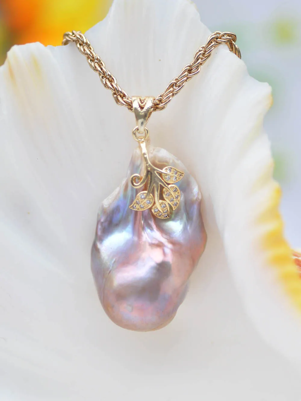 Z10387 Big 38mm Lavender Baroque Keshi Pearl Leaf gold-plating CZ Pendant