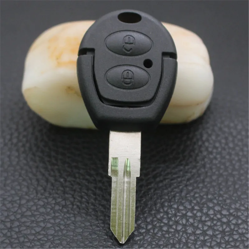 DAKATU 5PCS 2 Button Remote key Shell Case For Chery QQ3 QQ6 A1 Replacement Remote keyless entry fob cover