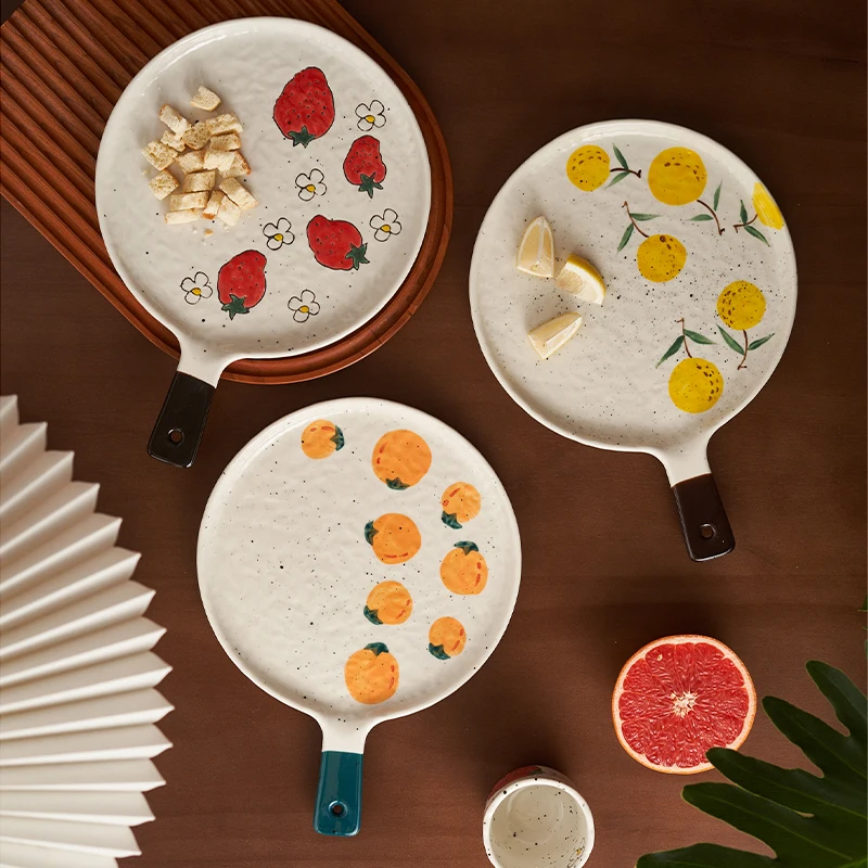 

Cute Fruit Pattern Baking Pan with Handle Pizza Tray Barbecue Dinner Plate Round Ceramic Plate Ceramic Tableware Steak Plate