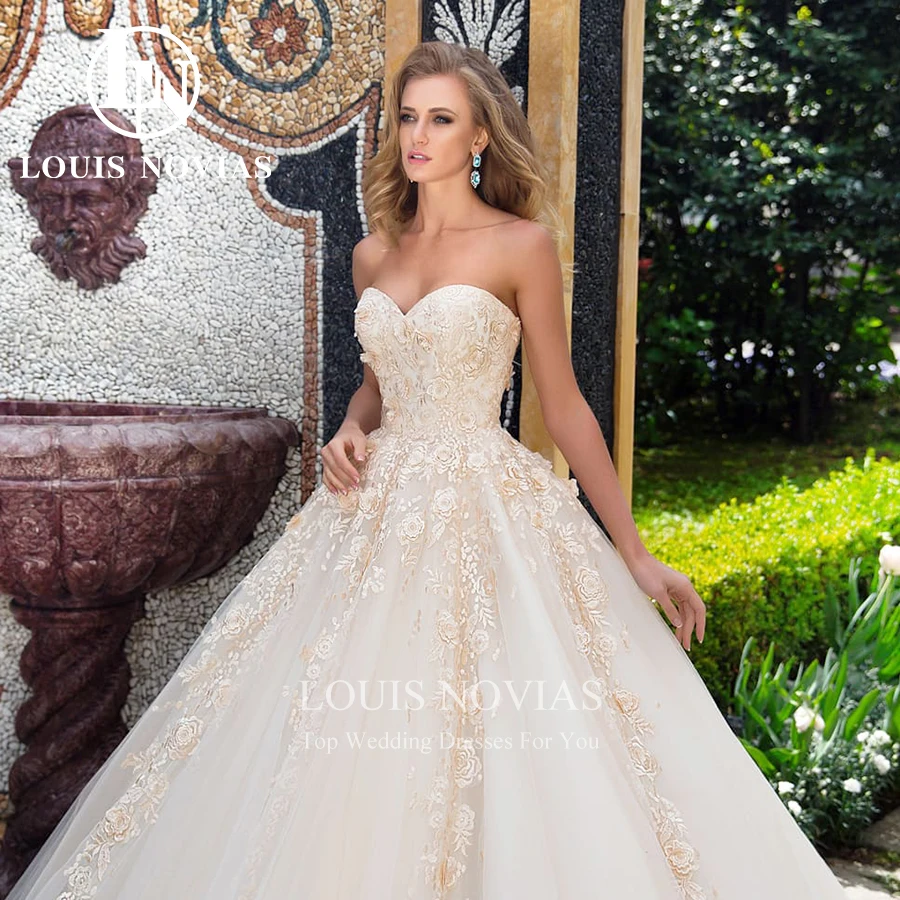 

LOUIS NOVIAS Ball Gown Princess Wedding Dresses For Women Sexy Strapless Backless Bride Gown Flowers Bridal Vestido De Novia