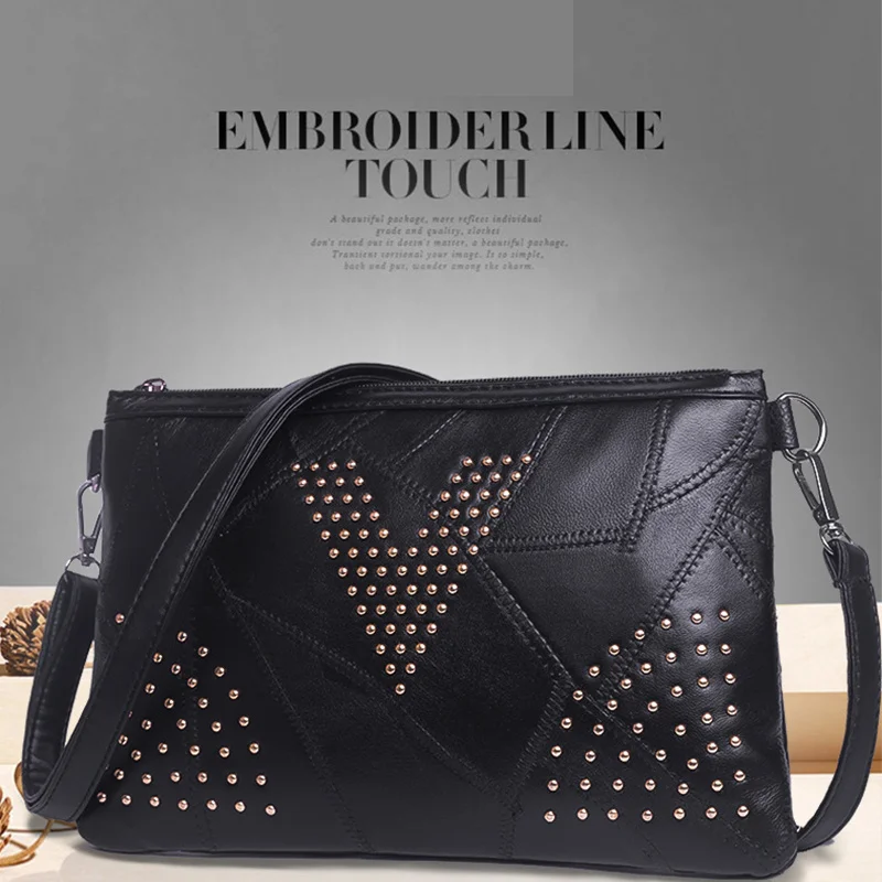 Women\'s Rivet Shoulder Bag Black PULeather Crossbody Bag Enveloped Daily Small Messenger Bags Shopping Lady Handbag