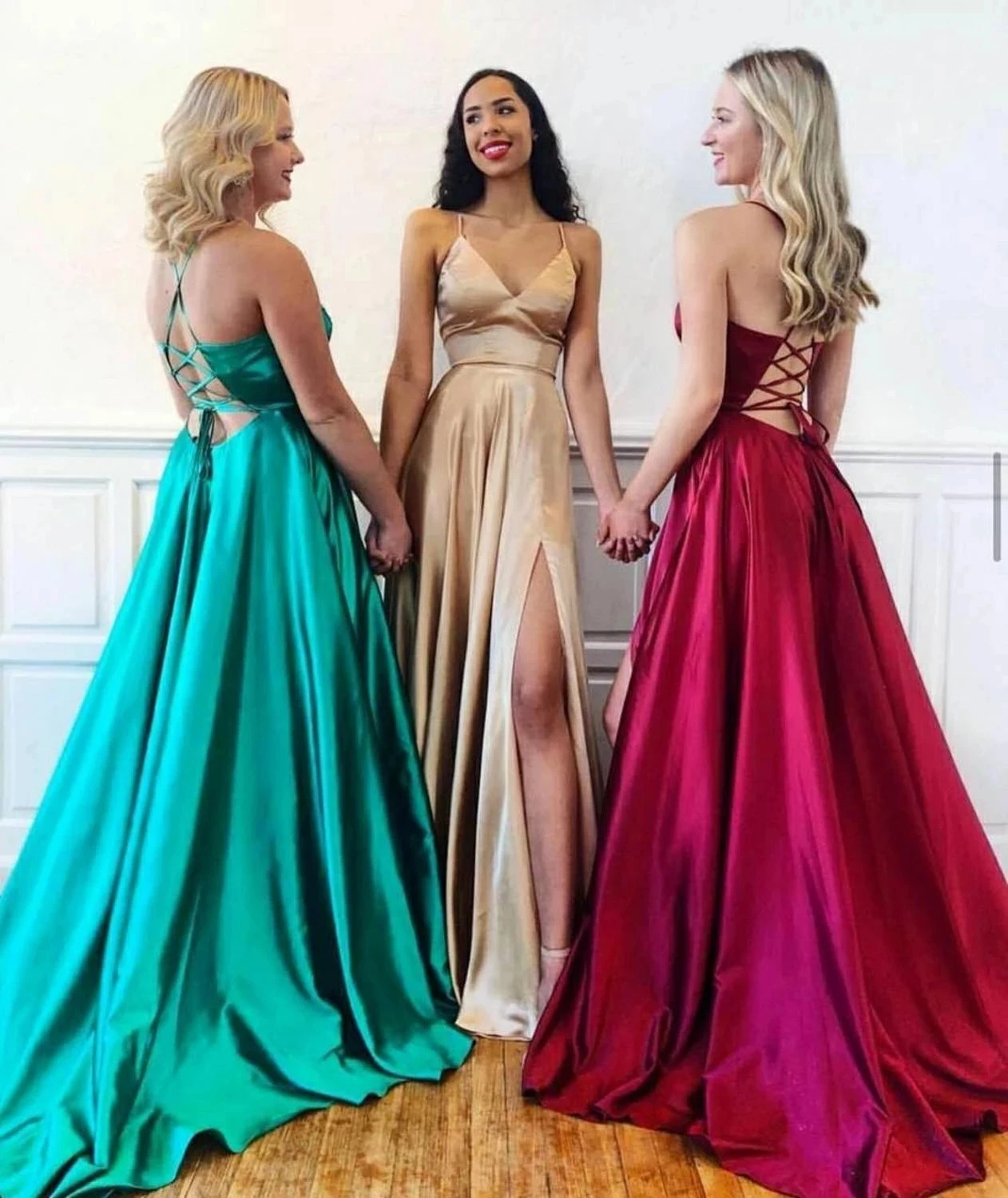 Customized Long Satin Champagne Side Slit Prom Dresses with Pockets Maxi V-Neck Sexy Back Formal Evening Dress Party Gowns