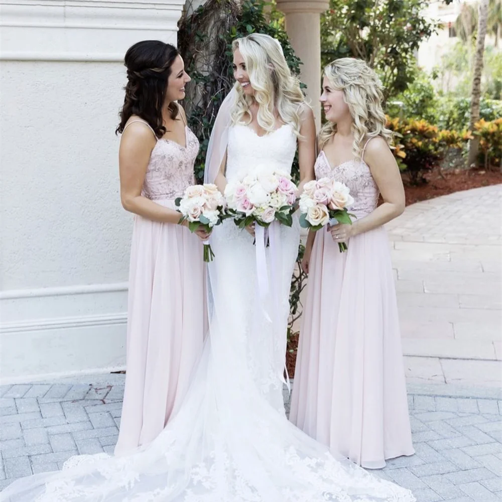 Vestido de dama de honor rosa claro, línea A, escote Corazón, tirantes finos, apliques de lentejuelas, sin mangas, hasta el suelo, vestidos de fiesta de boda