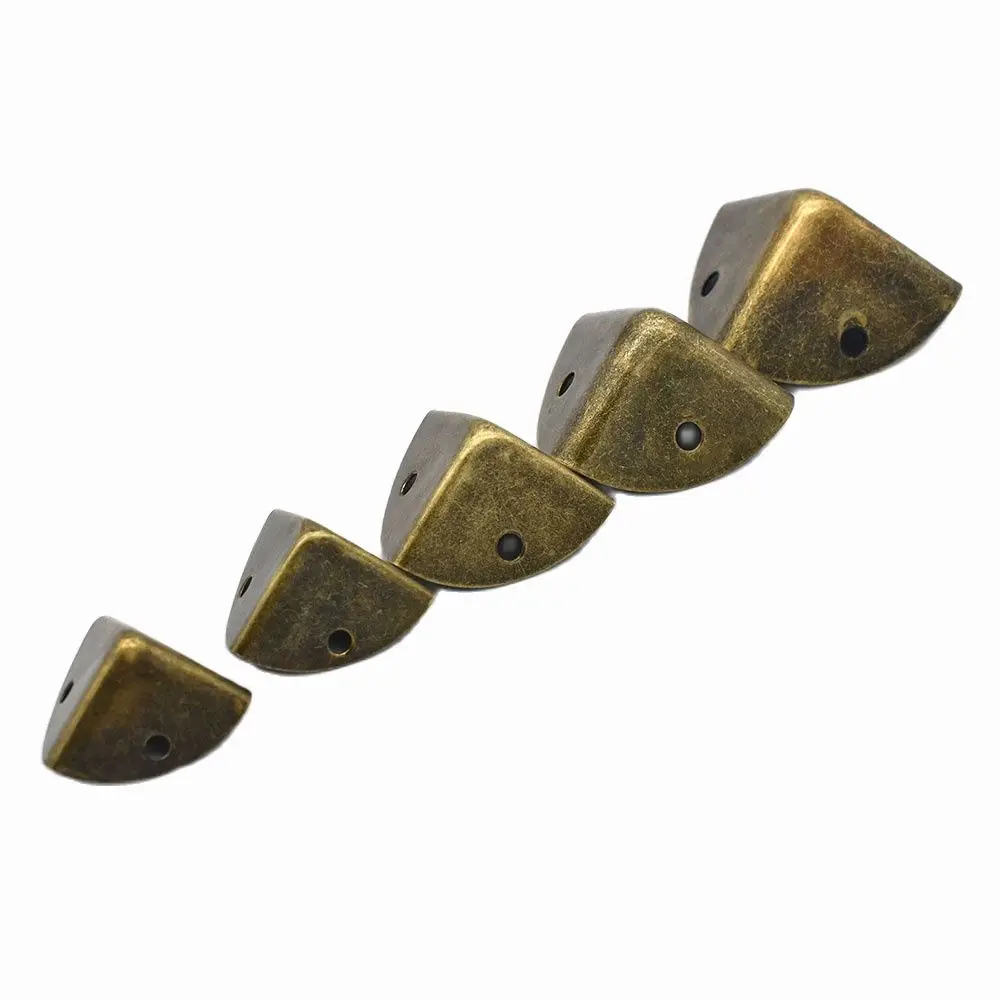 

20-35mm Bronze Vintage Box Corner Protector Triangle Metal Box Decorative Edge Safety Guard Corner clip Metal Jewelry Box Corner
