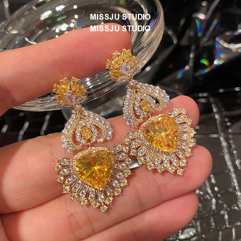 

Женские серьги-капли с желтым цитрином, серебряные иглы 925, белый кубический циркон, кисточки, вечерние винтажные аксессуары, ювелирные изделия
