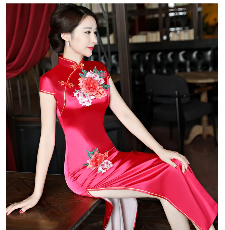 Classical Women Long Show Satin Chinese Dress Elegant Slim Embroidery Flower Qipao Cheongsam Retro Mandarin Collar Evening Gown