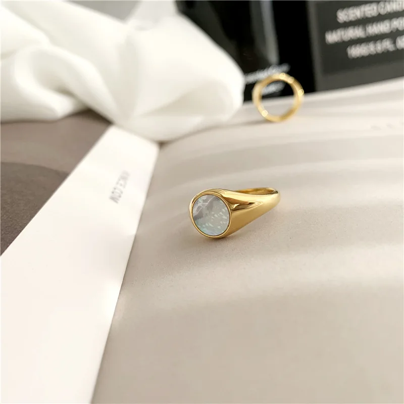 YUN RUO 2021 Personality Natural Shell Ring for Woman Exaggerated Index Finger Ring 316 L Titanium Steel 18K Gold Color Jewelry