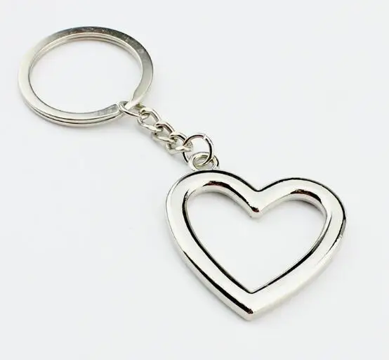 Character hollowed-out peach heart key chain creative metal heart pendant small gift