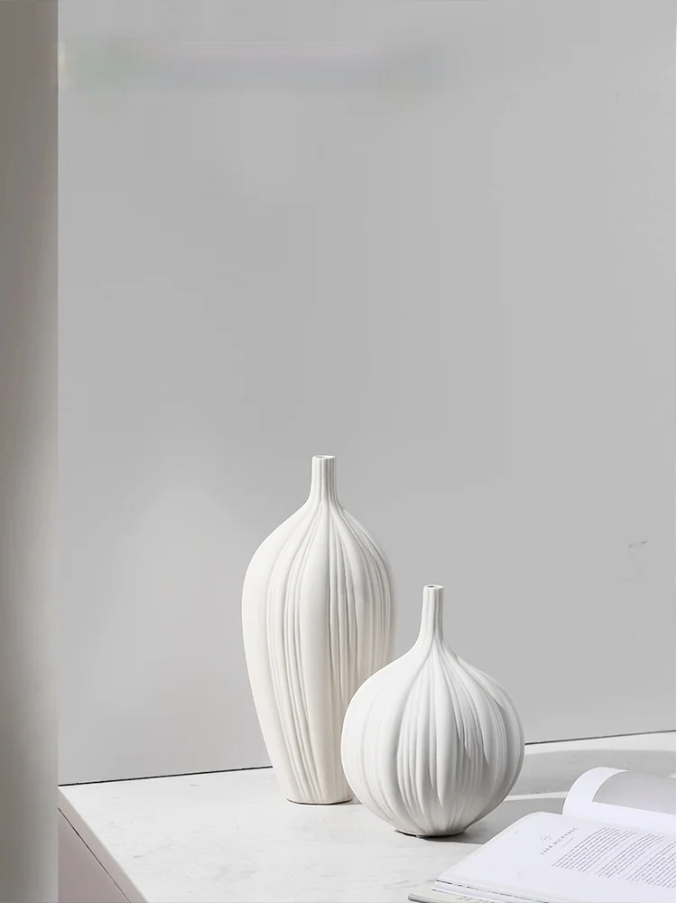 

GY Decoration New Chinese Style Plain Burning Ceramic Large Vase White Dried Flower Arrangement in Vase Soft Decoration Creative