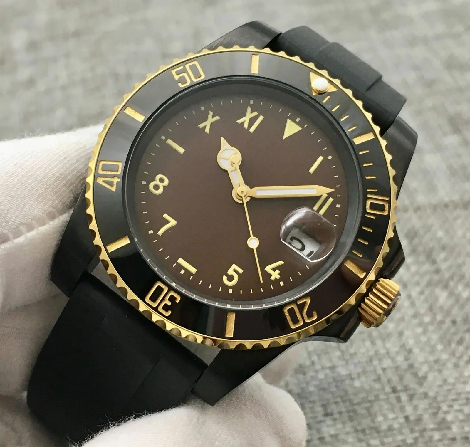 

Luxury 40mm Brown Dial Date Men's Watch Automatic Watch Mechanical Clock Rubber Strap