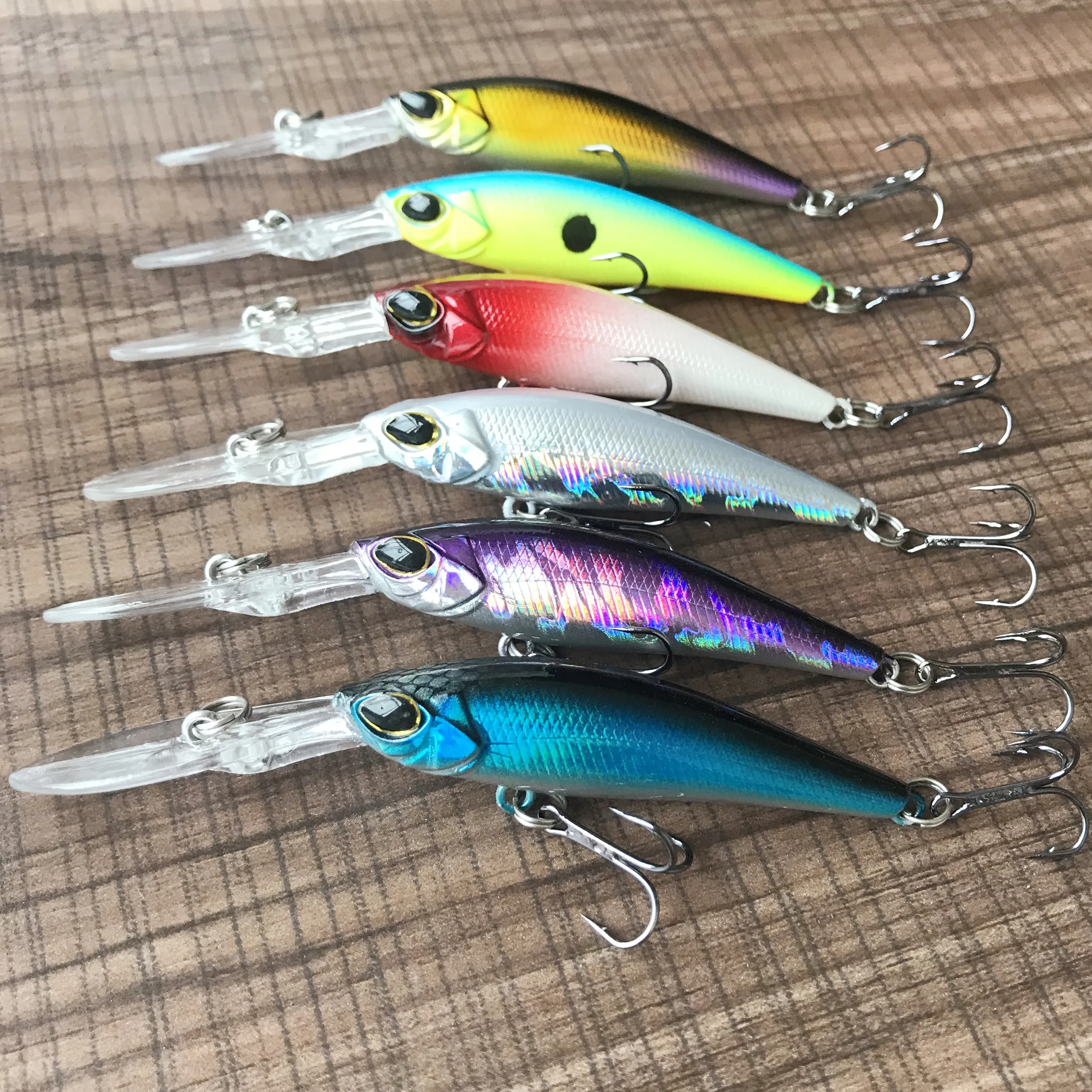 1Pcs Floating Minnow Fishing Lure Wobblers 9cm 5.8g Artificial plastic Hard Bait Crankbait Bass Pike Jerkbait Fishing Tackle