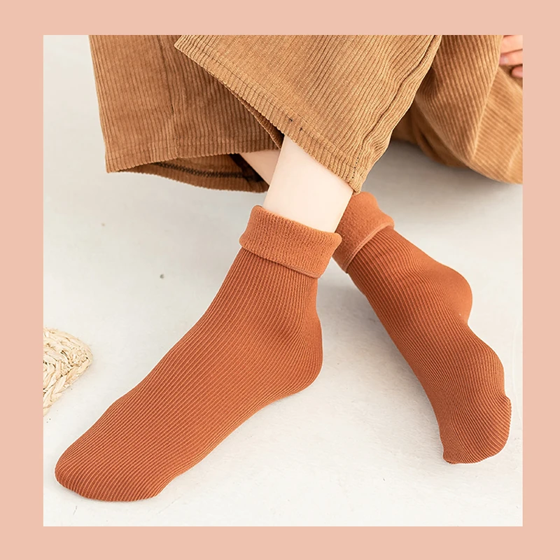 Women's Plus Velvet Thickened Long Tube Cotton Socks，Women's Cashmere Winter Warm Socks,Soft and Comfortable Wool Socks 5 Pairs