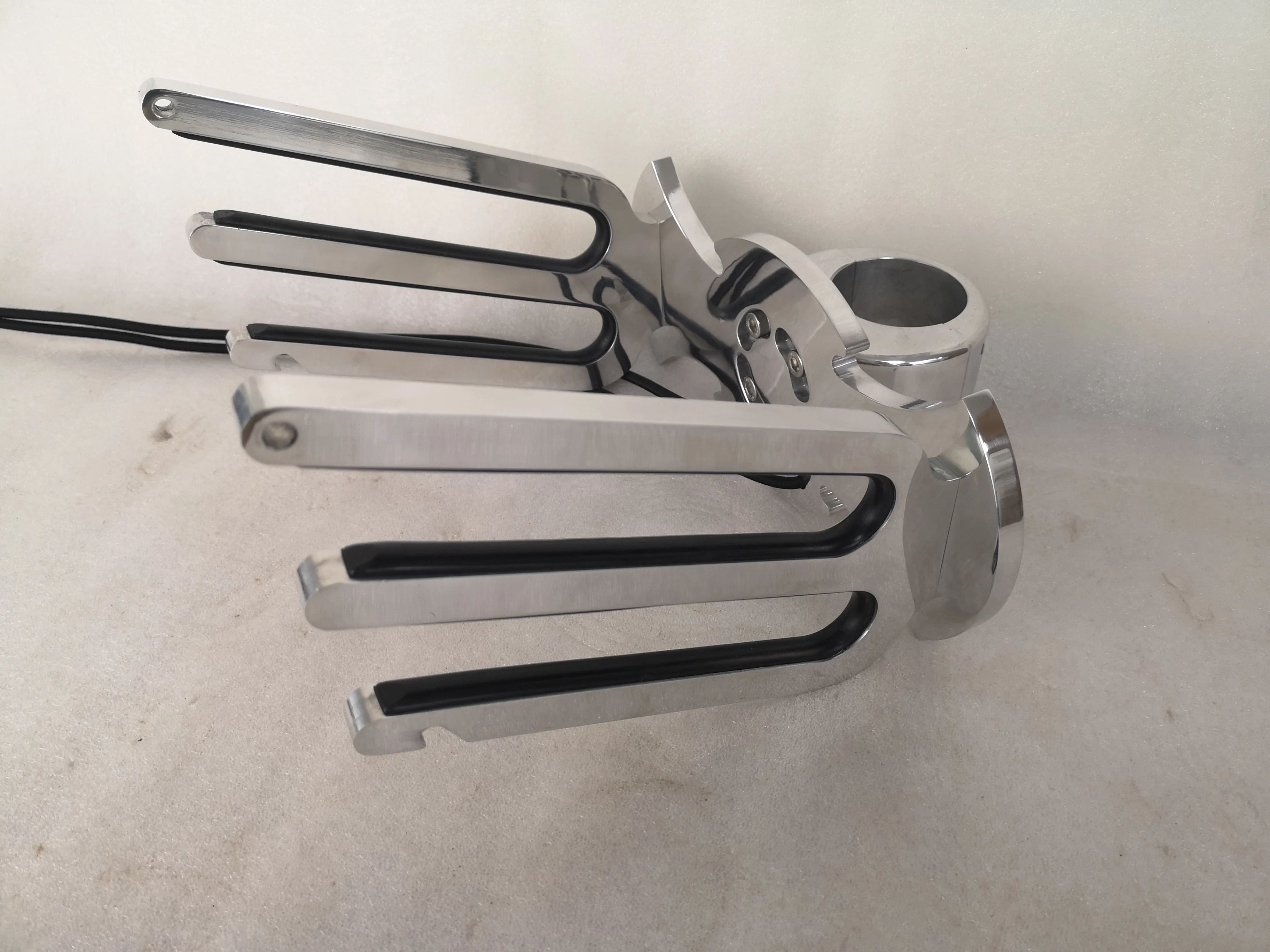 BAT Rack Wakeboard Tower Boat Board Rack Holder Bracket Polished Aluminum 340*300*210 mm FY00201