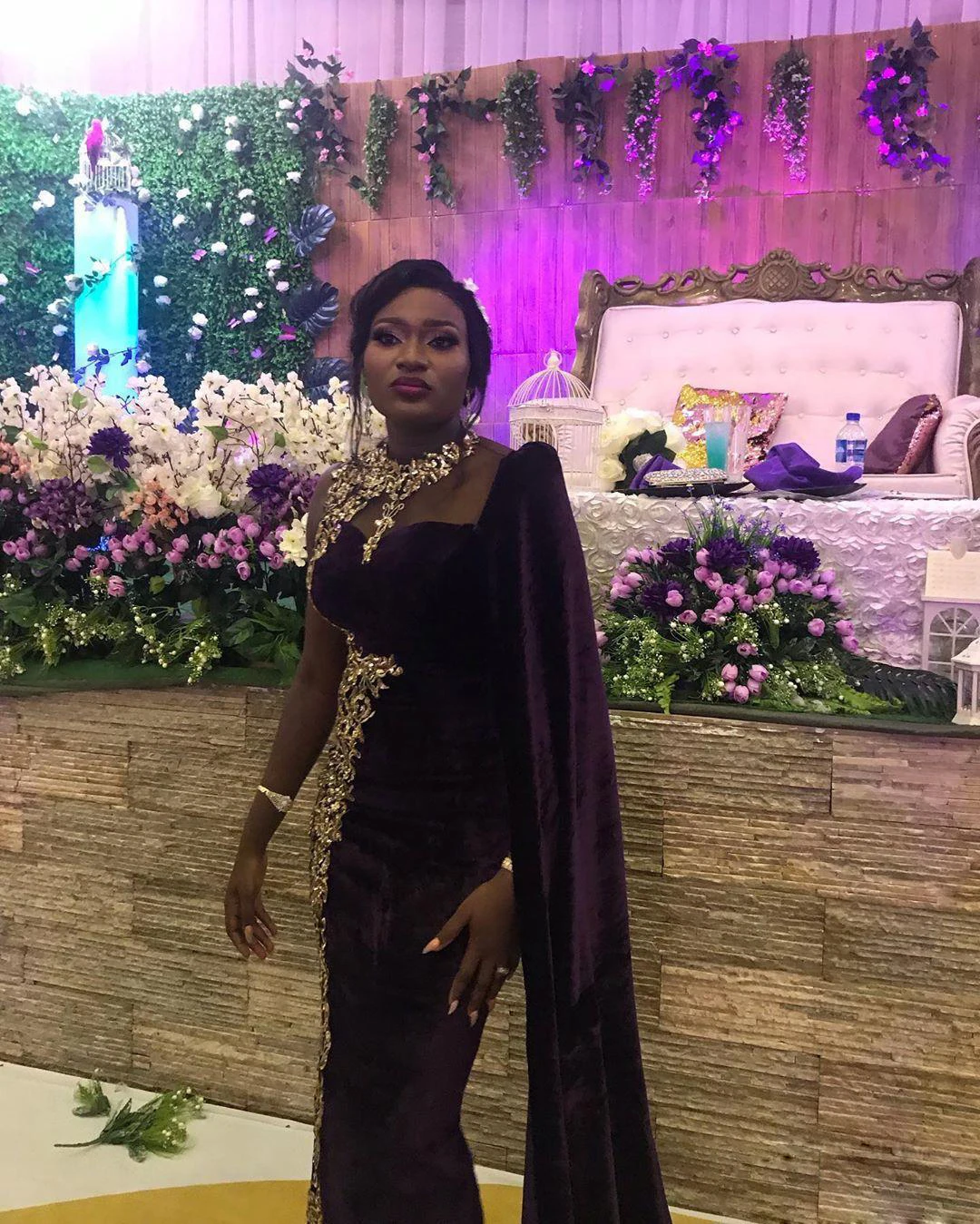 Aso Ebi – robe de soirée de forme sirène, en velours, avec enveloppes, en dentelle dorée, avec des Appliques de perles