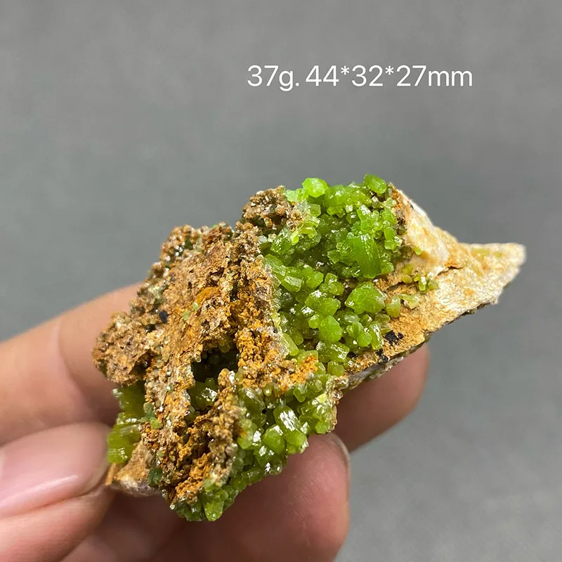 

Natural pyromorphite mineral espécime pedras e cristais coleção pedras preciosas quartzo do tamanho da caixa de china