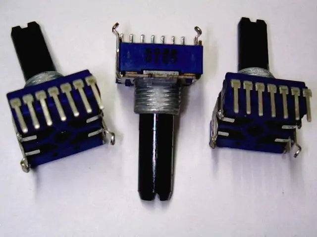 

Original Japanese ALPS Model 14 potentiometer B50K B100K double heptameter 20MM axial length