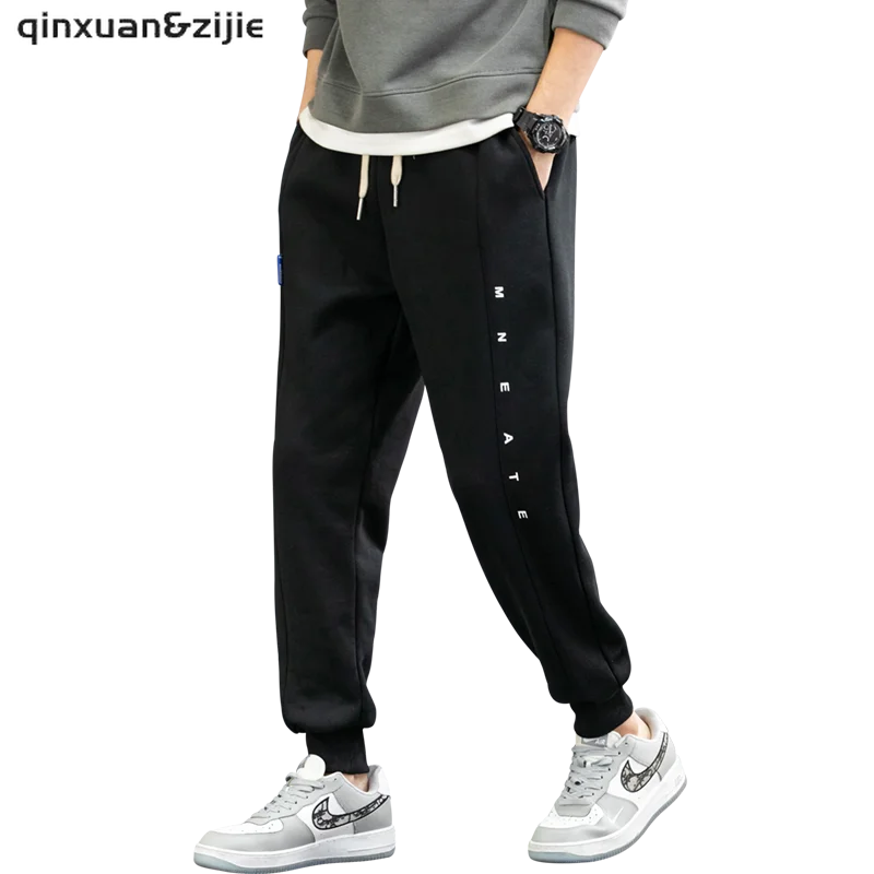 

Q&Z New Jogger Print Men Pants Cotton Solid Ekastic Waist Sweatpants Male Pocket Losse Outdoor Trousers Fashion Autumn 2021