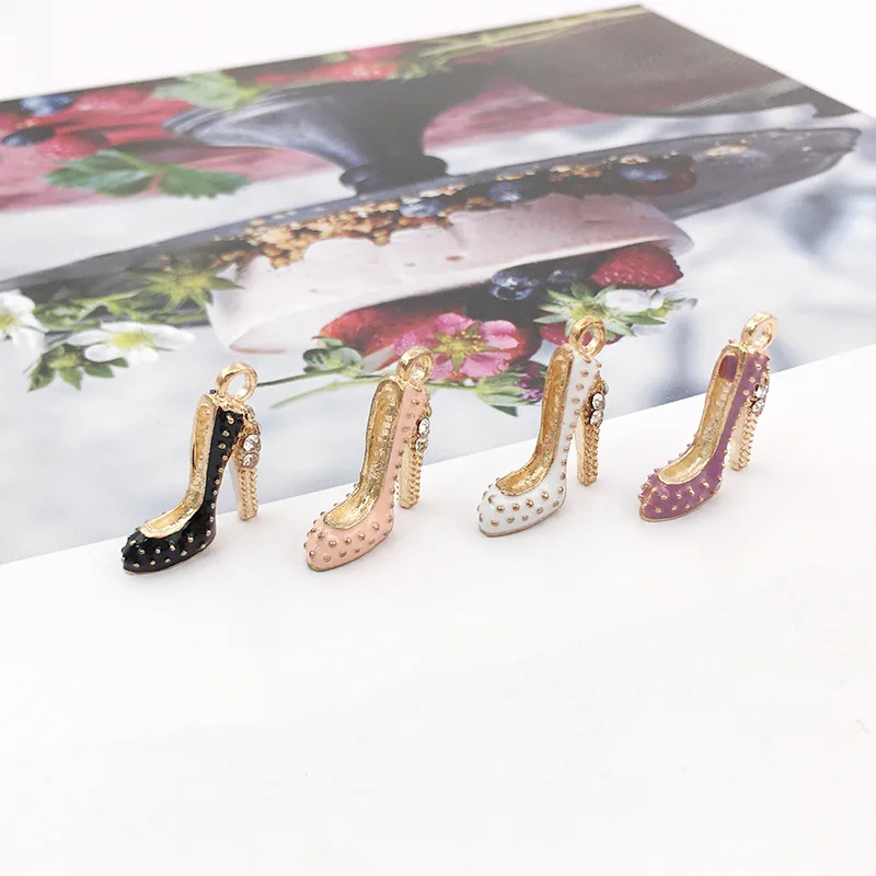 

100pcs 15*17mm Point drill ladies high heels drop oil pendants Handmade alloy necklace earrings accessories