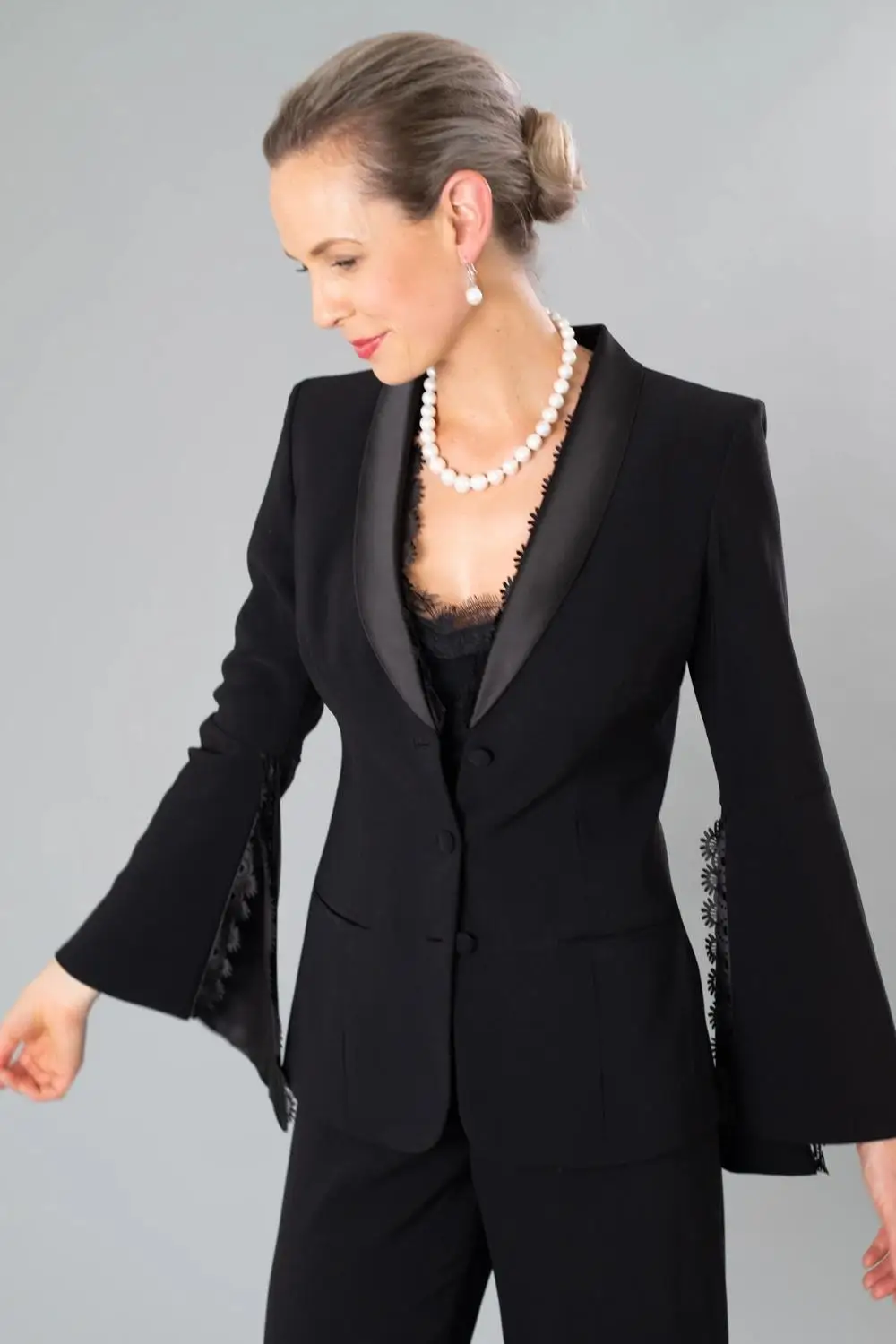 New Black Mother of the Bride Suits Women Wedding Wear Loose Blazer 2 Pieces Ladies Party Evening Wear For Wedding(Jacket+Pants)