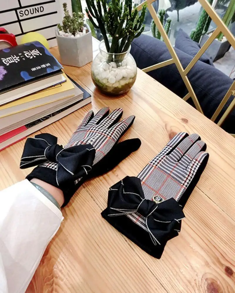 Korean Version of The Lattice Bow Suede Female Autumn and Winter Plus Velvet Warm Touch Screen Bow 5 Word Student Finger Gloves