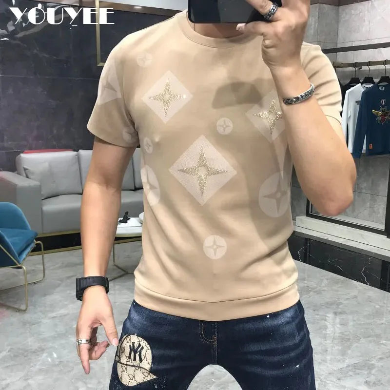 T-Shirt Men Rhinestone Pink Shirt Large Size 4XL New 2024 Summer Personalized Trend High Quality Short Sleeve Tees Male Top