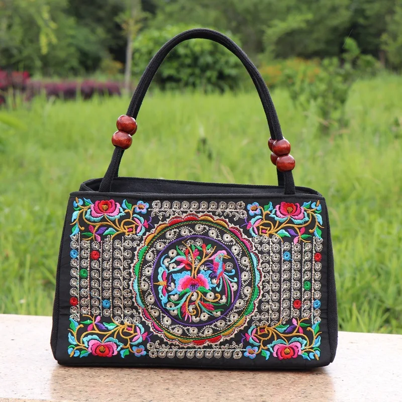 New Fashion Embroidery Women Small handbags National Floral Embroidered Lady Top-handle bags Single-layer Beading Falp Carrier