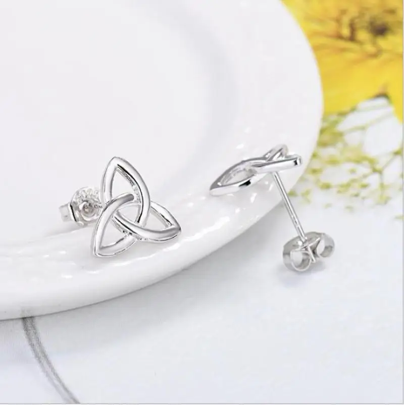 Fashion Trend Celtic Knot Women's Stud Earrings Light Luxury Jewelry Prom Party Dress Accessories Gift