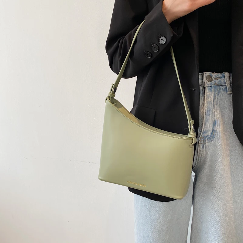 Fashion ladies shoulder bags Fashion ladies messenger bags Luxury ladies straps handbags Large capacity travel bags all-match