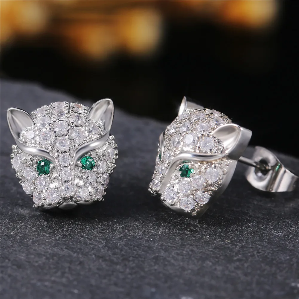 Huitan Delicate Leopard Head with Green Eyes Stud Earrings for Female Micro Paved with CZ Stone Classic Animal Earring Jewelry