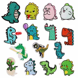 1 sztuk Cute Cartoon dinozaur odzież z haftami dekoracyjna tkanina wklej łatki na kurtki Patch DIY ręcznie wykonana tkanina naklejki