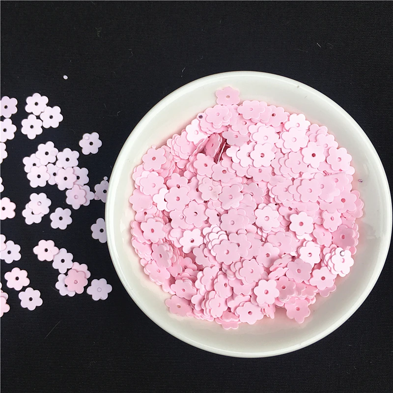 350Pcs/Lot 6mm Baby Pink Sequins Paillettes Flowers Center Holes Sew Sequin Women Garments DIY Sewing Materials Loose Sequins