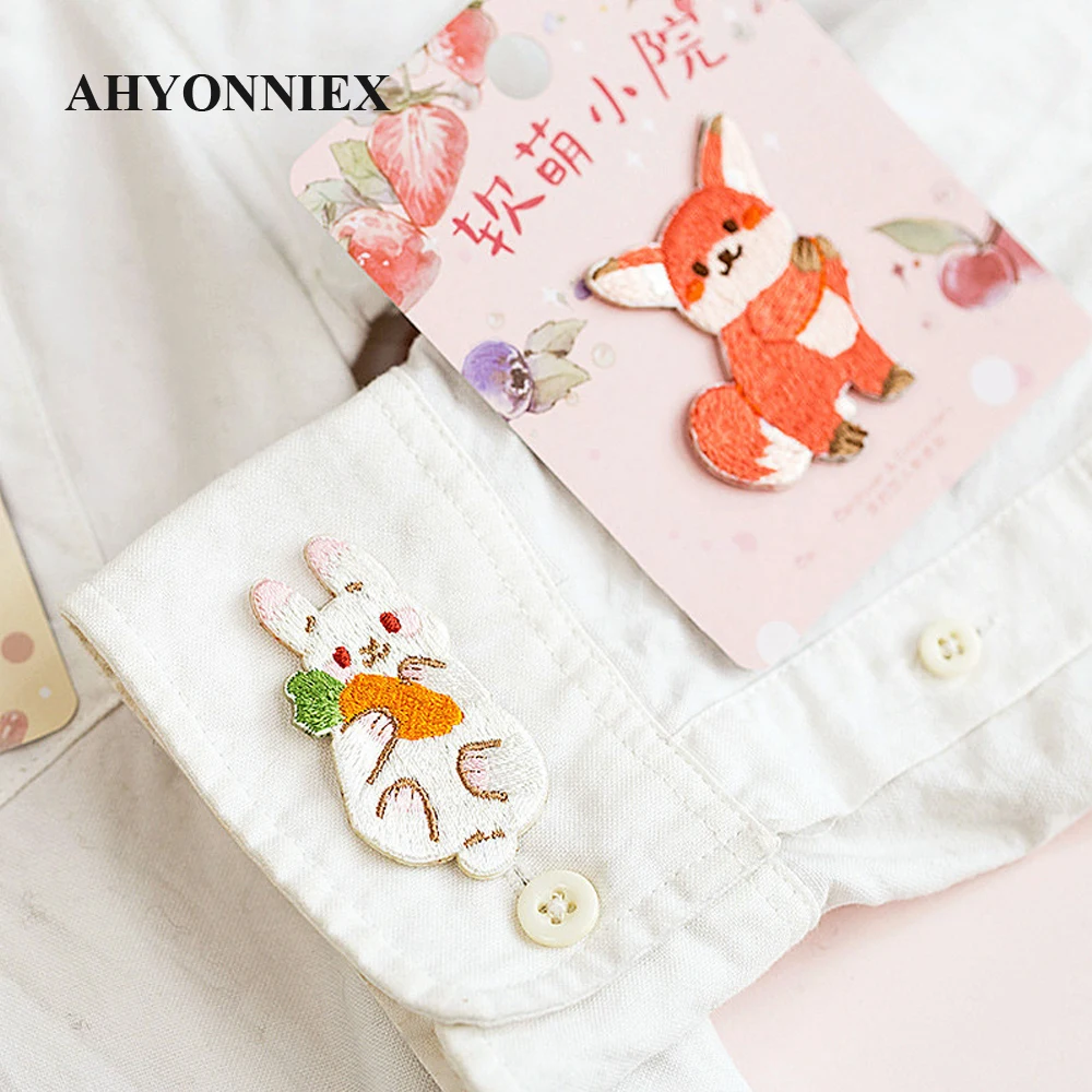 AHYONNIEX Cute Fox Shiba Cat Dog Rabbit Patch Iron On Patch badge per vestiti adesivi Jeans zaino per studenti Applique fai-da-te