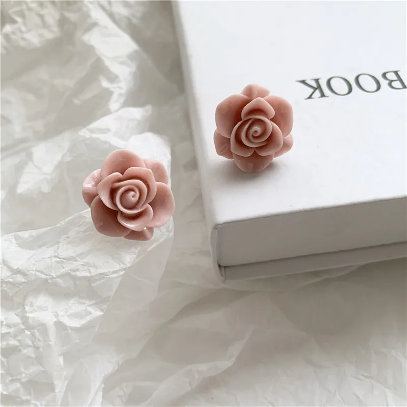 Resin Pink Rose Flower Earrings Fashionable Joker Contracted Sweet Girl Stud Earrings.Women Jewelry Gift Accessories The Wedding