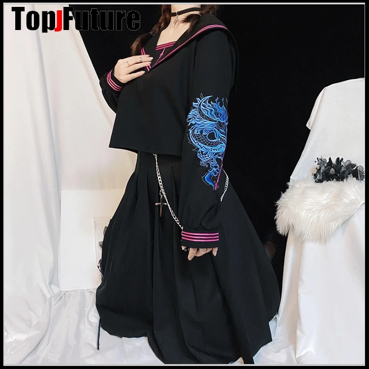 

gothic Lolita cosplay costume Japanese sailor suit Japanese college JK Dragon Embroidery bad girl black pleated skirt chain