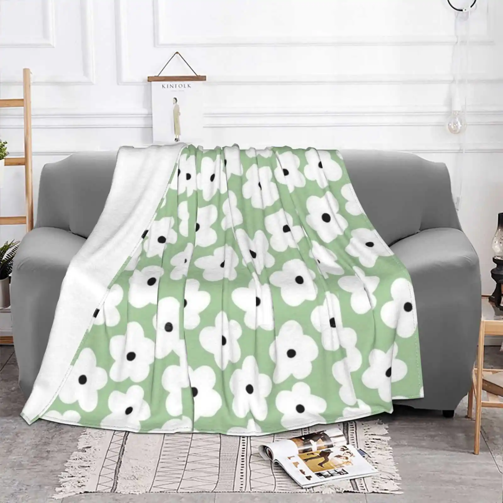 Green Daisy Creative Design Comfortable Flannel Blanket Friends Flowers Tv Movies Vibey Vibes Saying Quote Inspirational Summer