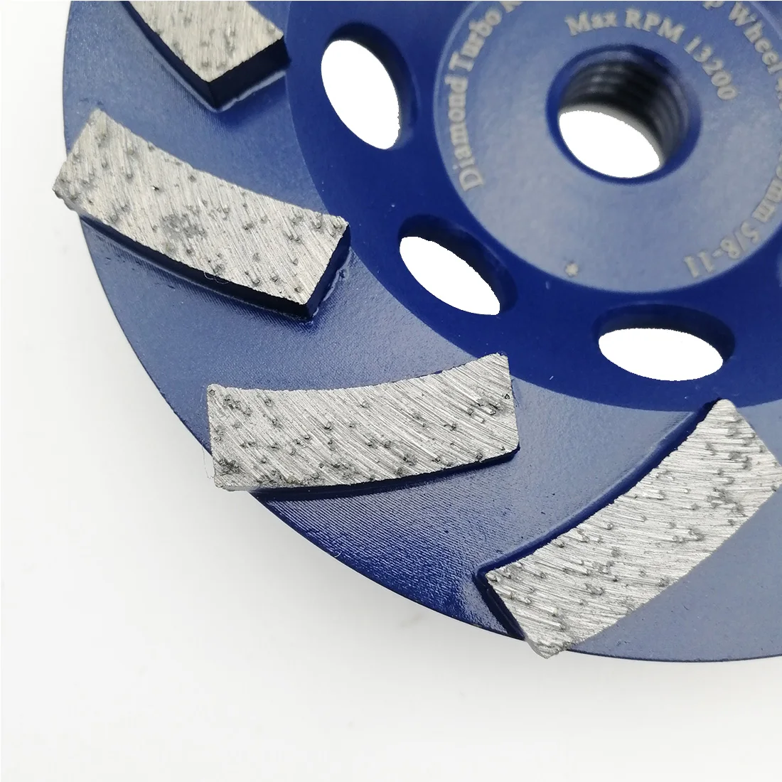 DT-DIATOOL 1pc 5/8-11 Dia 115mm/4.5inch Diamond Gesegmenteerde Turbo Rij Cup Slijpschijf Voor beton Harde Steen Graniet Marmer