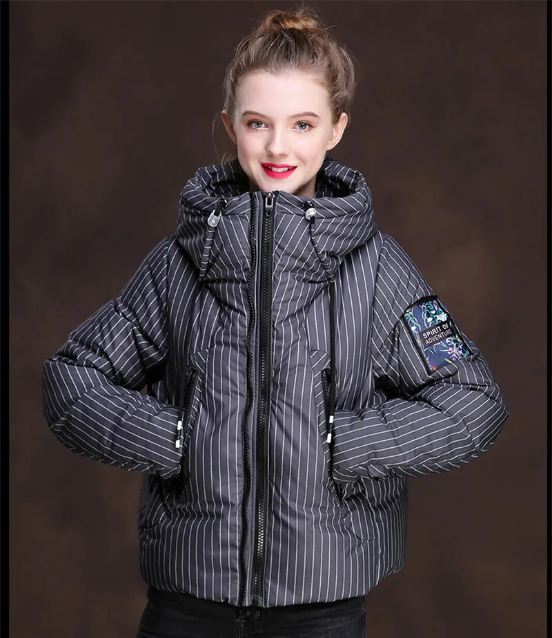 

Quality High 2020 Women's White Duck Down Jacket Short Hooded Women Parka Padded Warm Winter Coat Abrigos Mujer WXF321