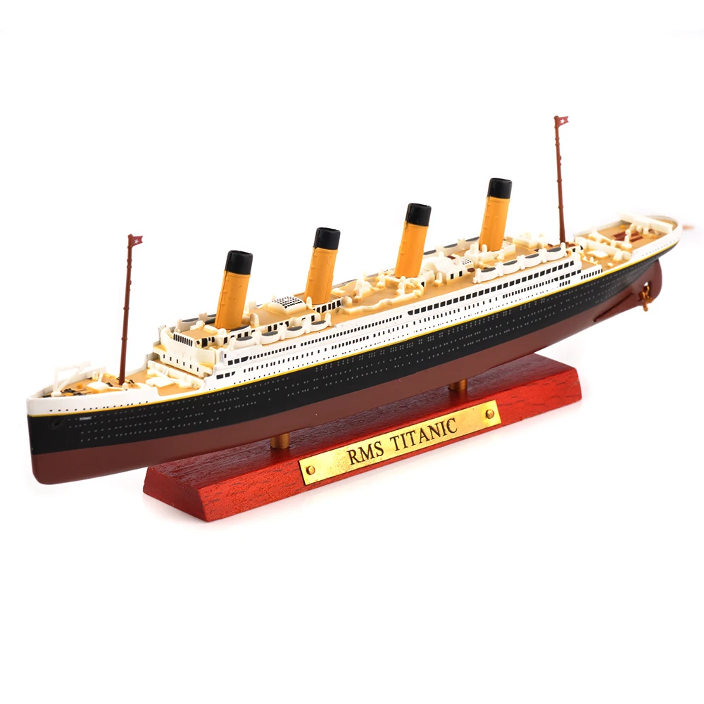 1/1250 Scale Diecast Ship Model France Normandie RMS Lusitania RMS TITANNIC Steamship Cruise Ship Collection Toys Gift