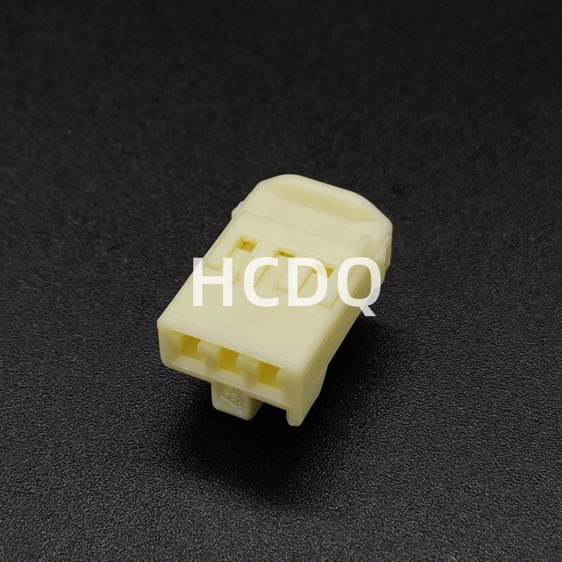 The original 90980-10908 3PIN  automobile connector plug shell and connector are supplied from stock