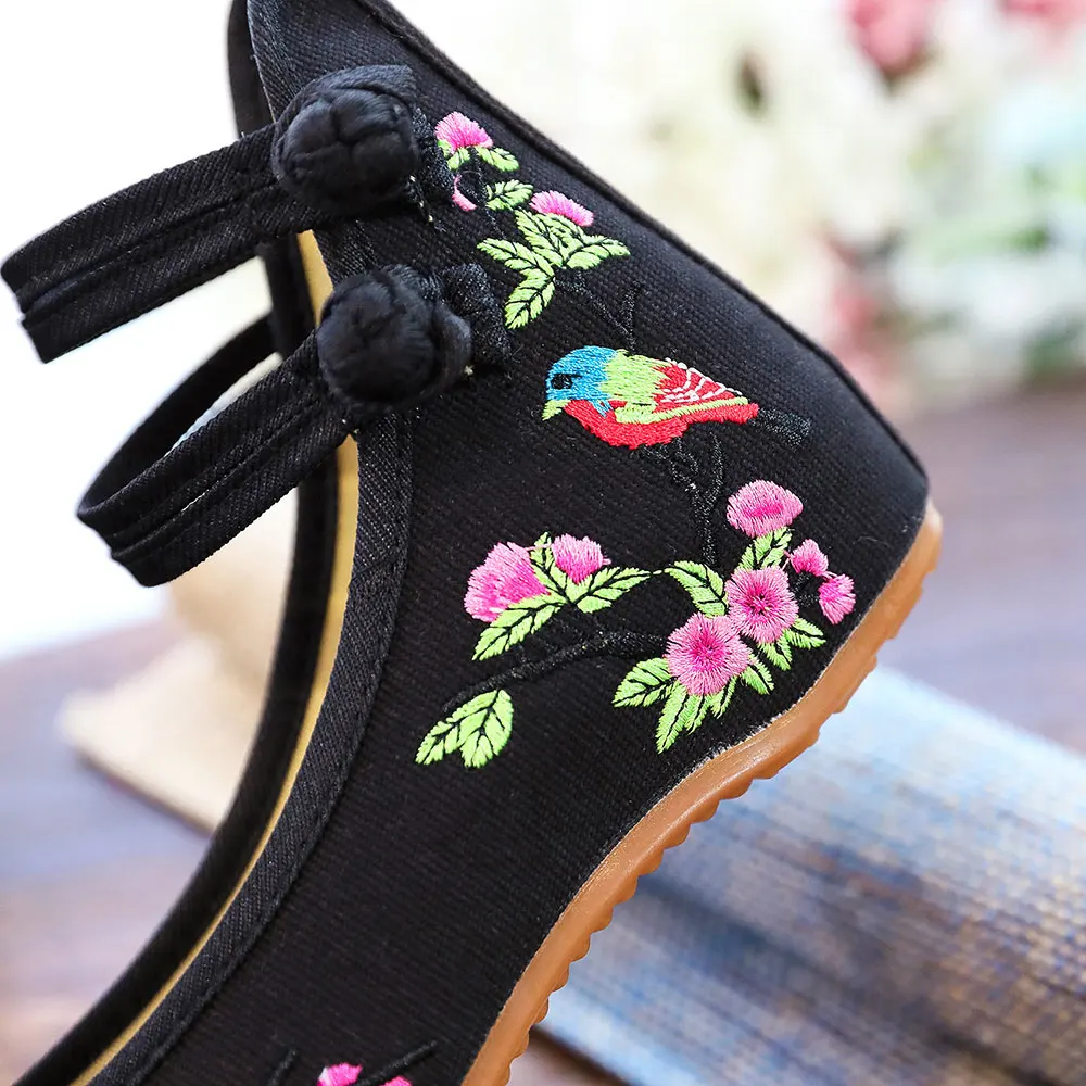 Veowalk Flower Bird Embroidered Women Cotton Cloth Flat Shoes Ladies Vintage Chinese Style Soft Comfortable Ballet Flats